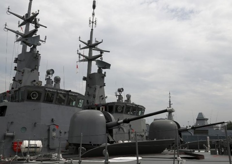 Delivering Fender Support For NATO Vessels