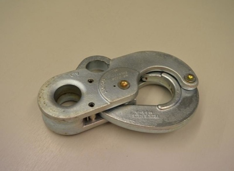 Pelican Ram Hooks