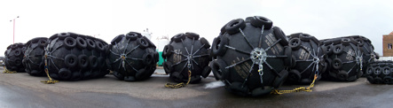 Yokohama pneumatic fenders with tyre net protection